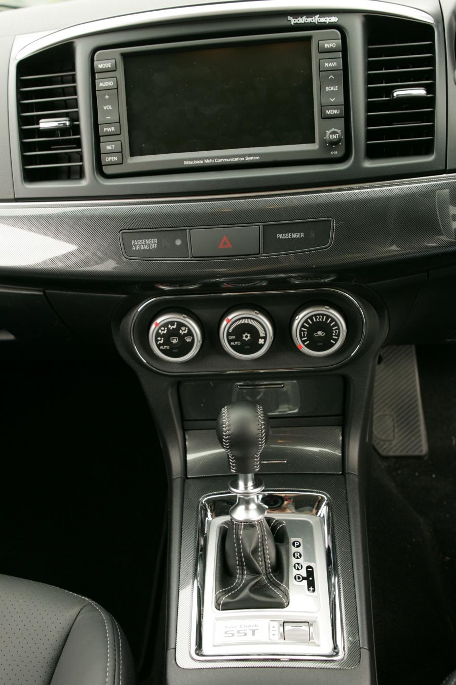  Mitsubishi Lancer Sportback Ralliart 2009 года  (фото 26 из 93)